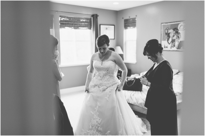 Bride getting ready during Scottish American wedding catpured by Ardita Kola Photography
